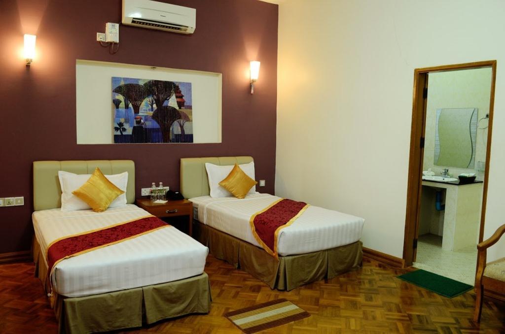 Myat Nan Yone Hotel Naypyidaw Szoba fotó